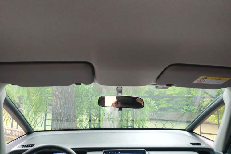 Used Honda Fit 2023 1.5L CVT Trend Edition Headliner