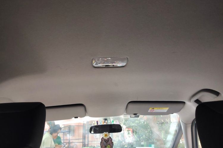 Used Honda Fit 2023 1.5L CVT Trend Edition Headliner