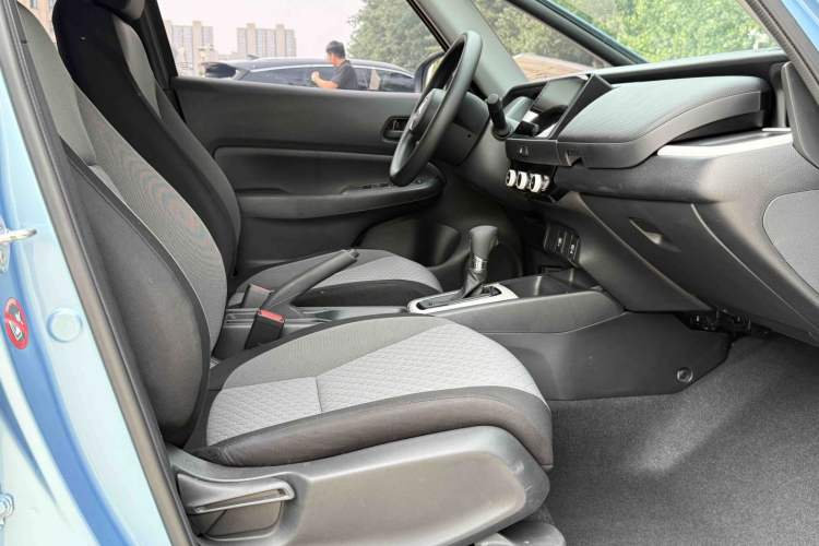 Used Honda Fit 2023 1.5L CVT Trend Edition Interior 6