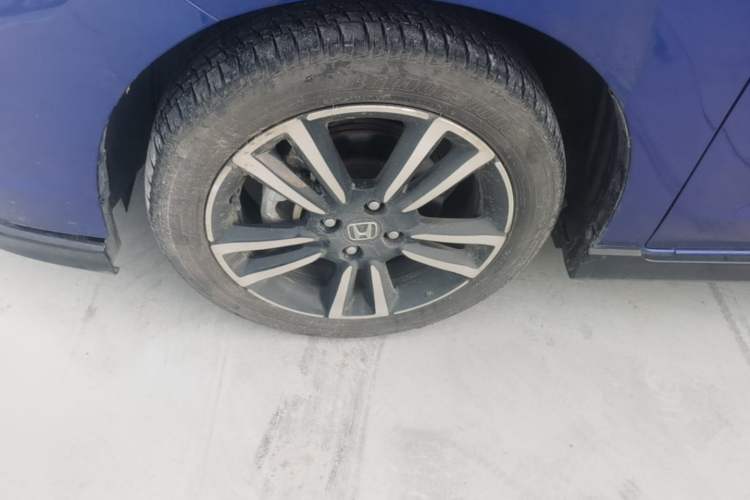 Used Honda Fit 2023 1.5L CVT Trendy Runner Pro Edition Left Front Wheel Hub