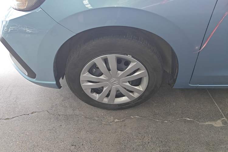 Used Honda Fit 2023 1.5L CVT Trend Edition Left Front Wheel Hub