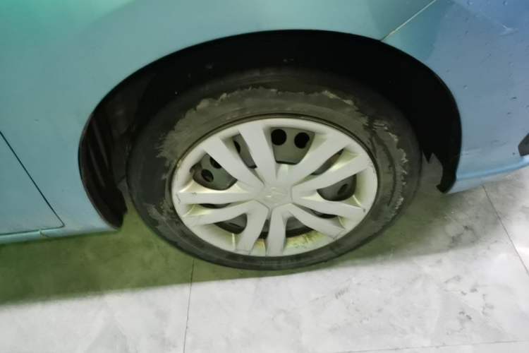 Used Honda Fit 2023 1.5L CVT Trend Edition Right Front Wheel Hub