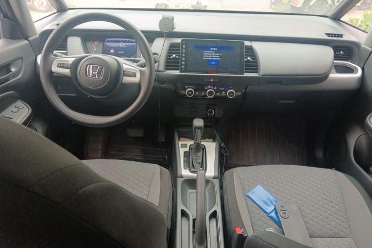 Used Honda Fit 2023 1.5L CVT Trend Edition Center Console