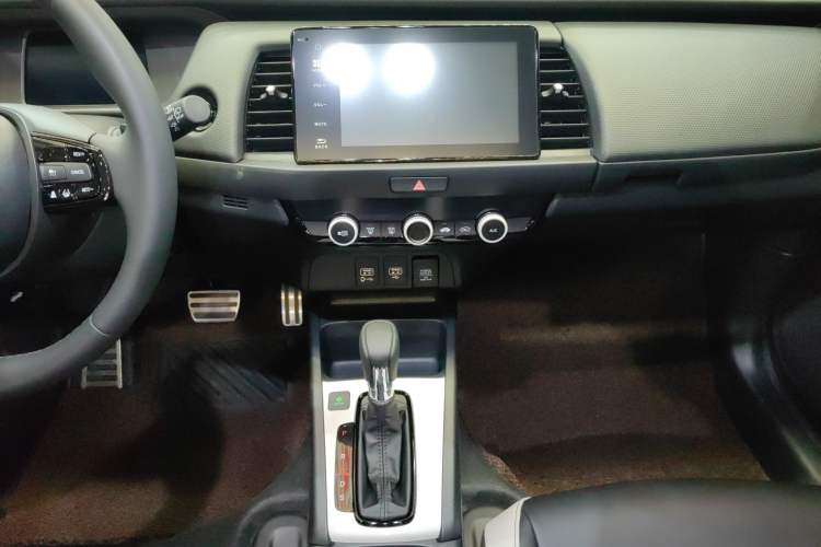 Used Honda Fit 2023 1.5L CVT Trendy Runner Pro Edition Audio And AC Panel