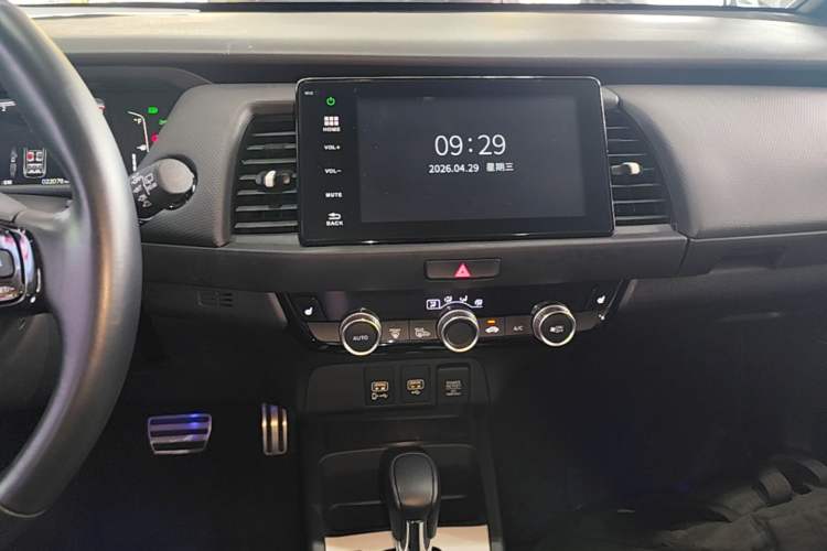 Used Honda Fit 2023 1.5L CVT Trendy Runner Pro Edition Audio And AC Panel