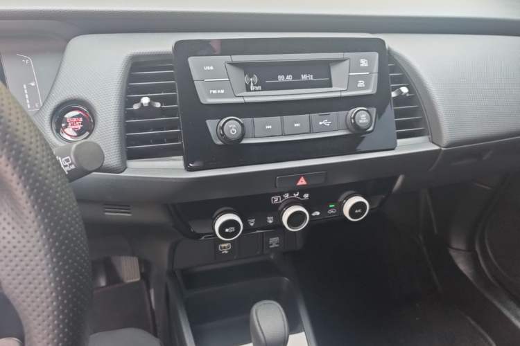 Used Honda Fit 2023 1.5L CVT Trend Edition Audio And AC Panel