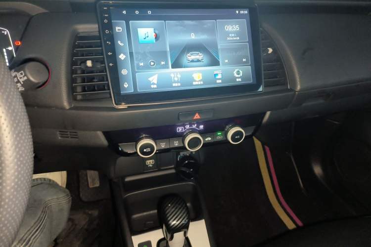 Used Honda Fit 2023 1.5L CVT Trend Edition Audio And AC Panel