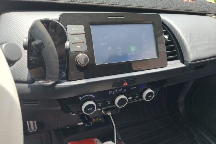 Used Honda Fit 2023 1.5L CVT Trendy Sports Edition Audio And AC Panel