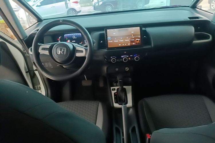 Used Honda Fit 2023 1.5L CVT Trend Edition Center Console