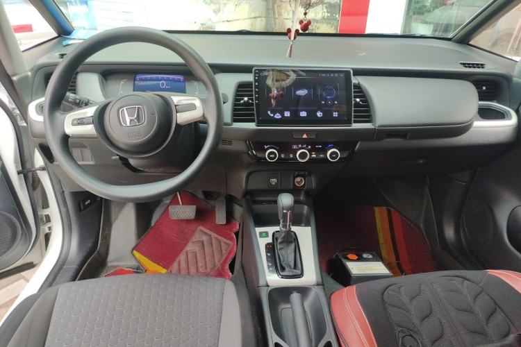 Used Honda Fit 2023 1.5L CVT Trend Edition Center Console
