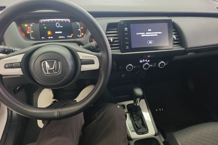 Used Honda Fit 2023 1.5L CVT Trend Edition Center Console