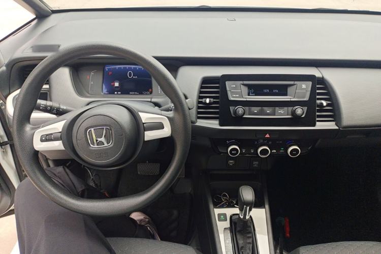Used Honda Fit 2023 1.5L CVT Trend Edition Center Console