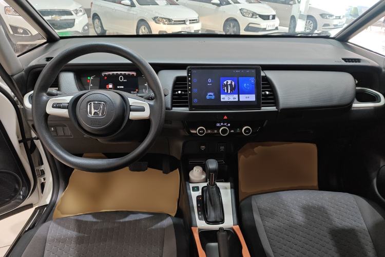 Used Honda Fit 2023 1.5L CVT Trend Edition Center Console