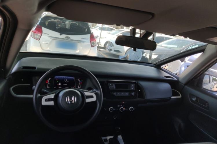 Used Honda Fit 2023 1.5L CVT Trend Edition Center Console