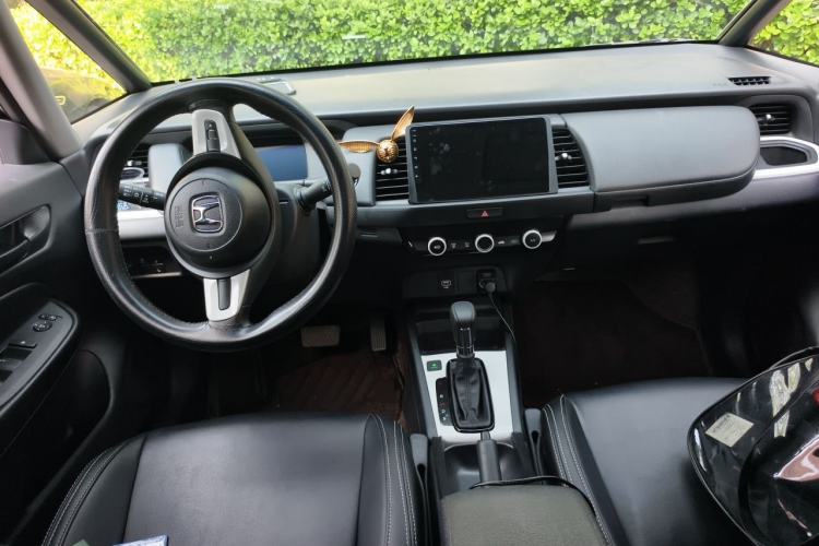 Used Honda Fit 2023 1.5L CVT Trend Edition Center Console