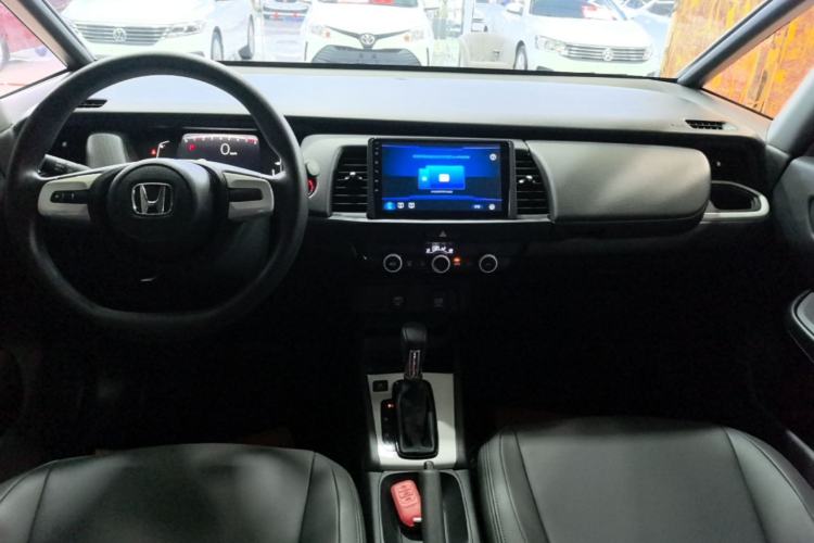 Used Honda Fit 2023 1.5L CVT Trend Edition Center Console