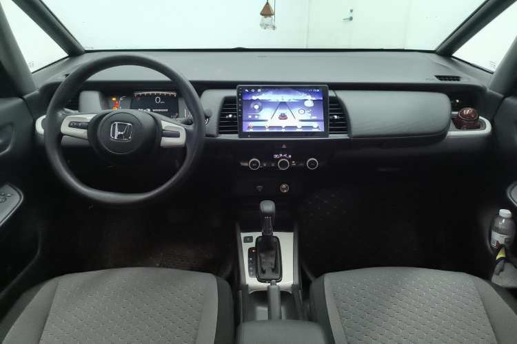 Used Honda Fit 2023 1.5L CVT Trend Edition Center Console