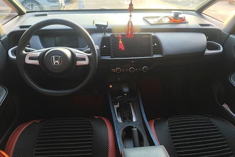 Used Honda Fit 2023 1.5L CVT Trend Edition Center Console