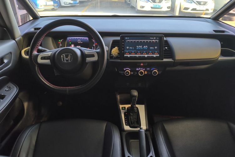 Used Honda Fit 2023 1.5L CVT Trend Edition Center Console