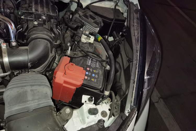 Used Honda Fit 2023 1.5L CVT Trend Edition Engine Bay Left