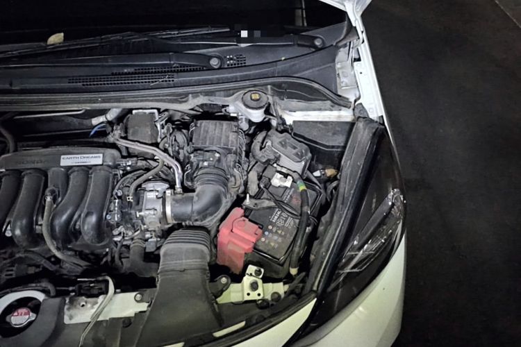 Used Honda Fit 2023 1.5L CVT Trend Edition Engine Bay Left