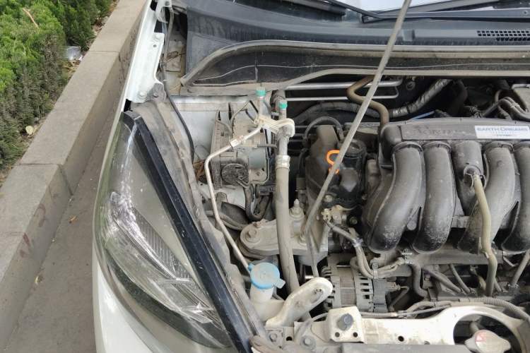 Used Honda Fit 2023 1.5L CVT Trend Edition Engine Bay Right