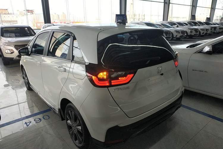 Used Honda Fit 2023 1.5L CVT Trendy Sports Edition Exterior 3