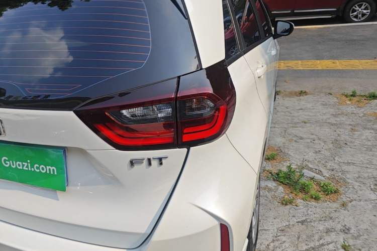 Used Honda Fit 2023 1.5L CVT Trend Edition Exterior 3