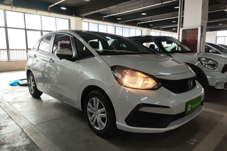 Used Honda Fit 2023 1.5L CVT Trend Edition Front Right 45 Deg