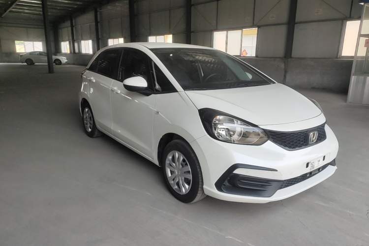 Used Honda Fit 2023 1.5L CVT Trend Edition Front Right 45 Deg