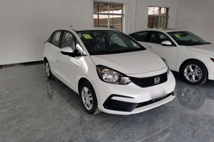 Used Honda Fit 2023 1.5L CVT Trend Edition Front Right 45 Deg