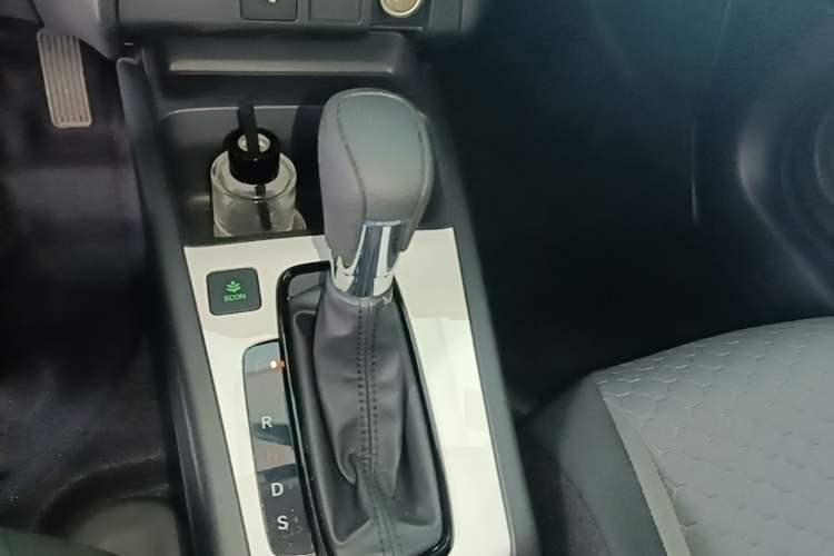Used Honda Fit 2023 1.5L CVT Trend Edition Gear Lever