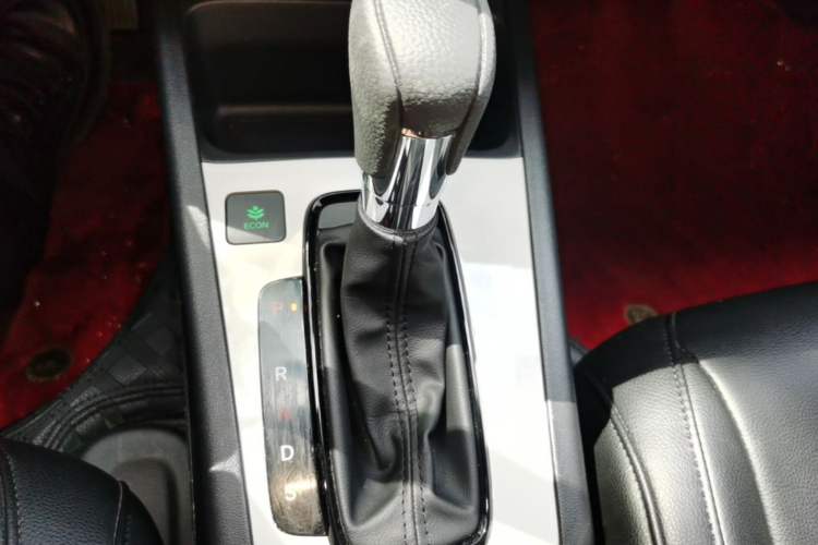 Used Honda Fit 2023 1.5L CVT Trend Edition Gear Lever