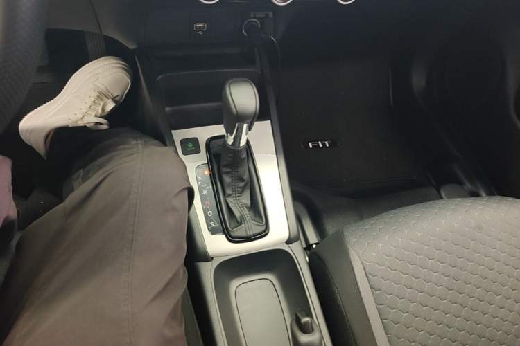 Used Honda Fit 2023 1.5L CVT Trend Edition Gear Lever