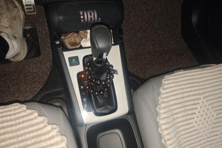 Used Honda Fit 2023 1.5L CVT Trend Edition Gear Lever