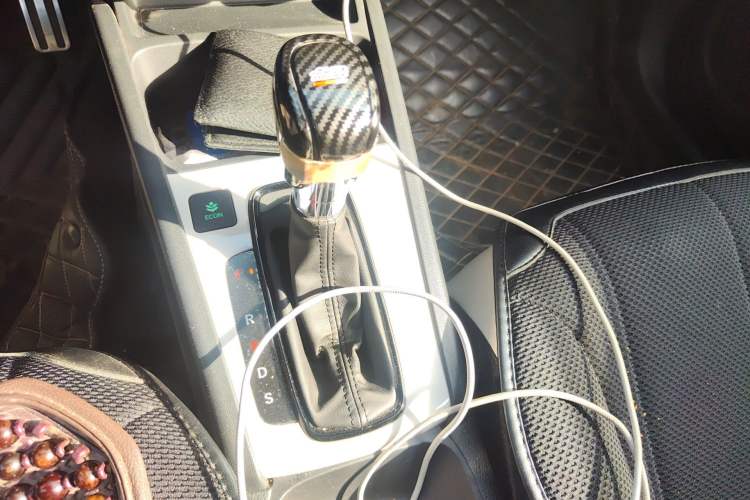 Used Honda Fit 2023 1.5L CVT Trendy Sports Edition Gear Lever