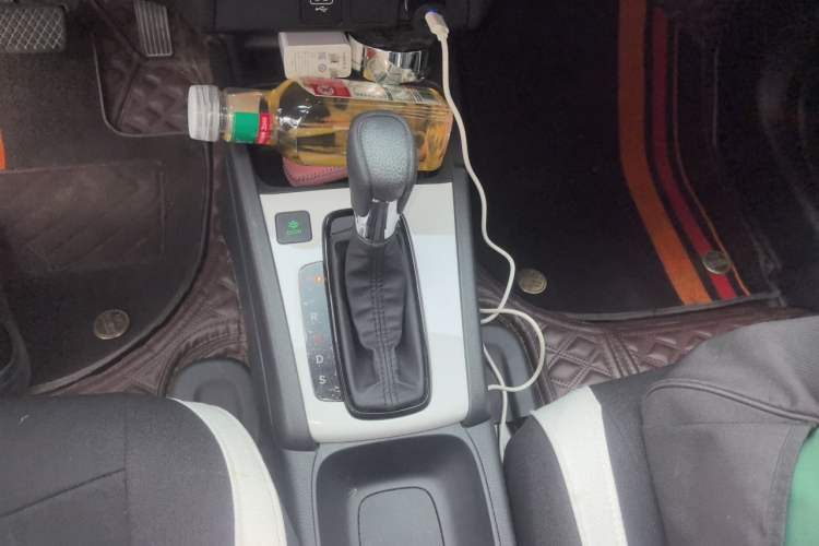 Used Honda Fit 2023 1.5L CVT Trend Edition Gear Lever