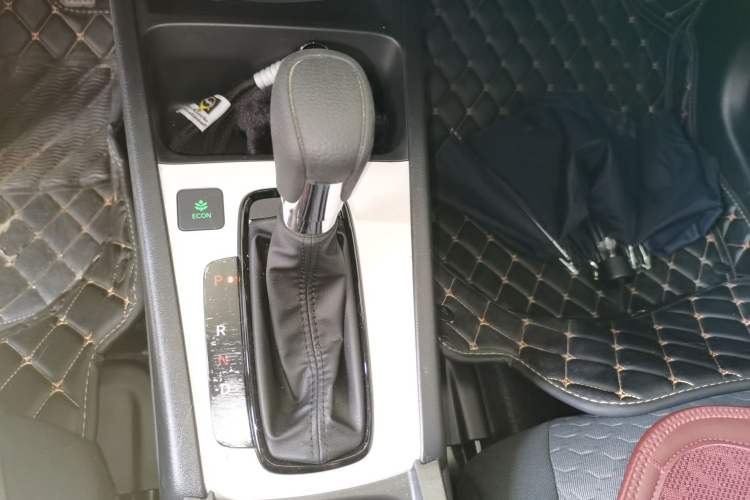 Used Honda Fit 2023 1.5L CVT Trend Edition Gear Lever