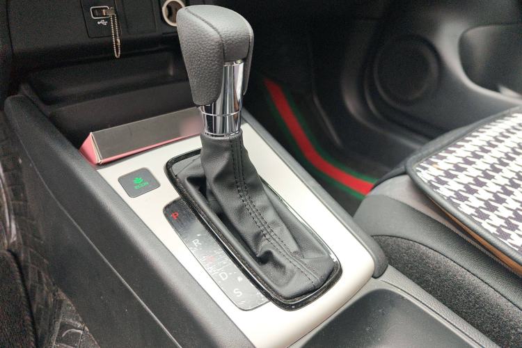 Used Honda Fit 2023 1.5L CVT Trend Edition Gear Lever