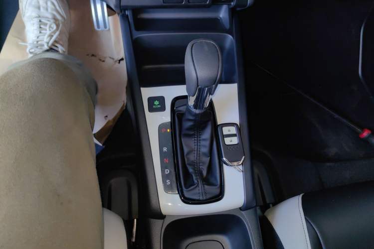 Used Honda Fit 2023 1.5L CVT Trendy Sports Edition Gear Lever