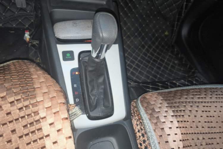 Used Honda Fit 2023 1.5L CVT Trend Edition Gear Lever