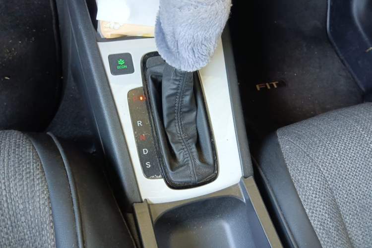 Used Honda Fit 2023 1.5L CVT Trend Edition Gear Lever