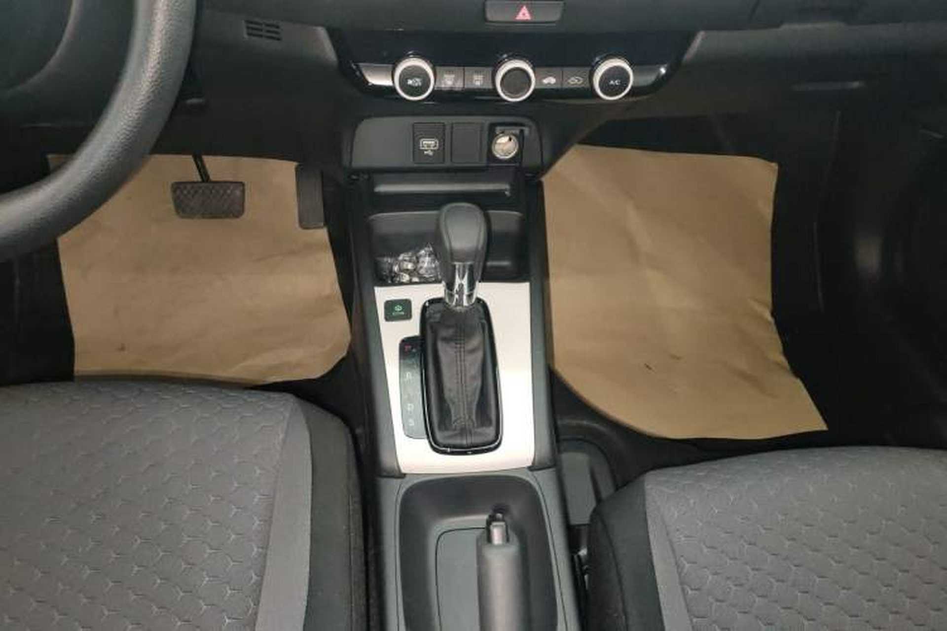 Used Honda Fit 2023 1.5L CVT Trend Edition Gear Lever