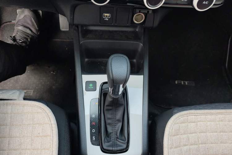 Used Honda Fit 2023 1.5L CVT Trend Edition Gear Lever