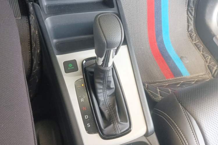Used Honda Fit 2023 1.5L CVT Trend Edition Gear Lever