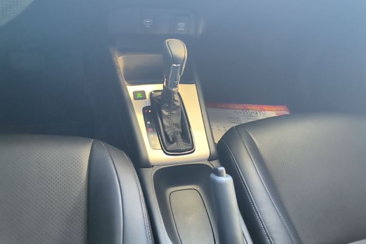 Used Honda Fit 2023 1.5L CVT Trend Edition Gear Lever