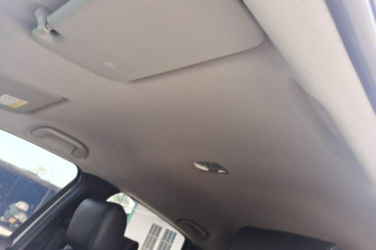 Used Honda Fit 2023 1.5L CVT Trend Edition Headliner