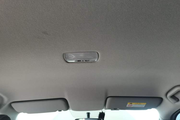 Used Honda Fit 2023 1.5L CVT Trend Edition Headliner