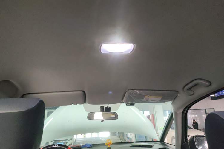 Used Honda Fit 2023 1.5L CVT Trend Edition Headliner