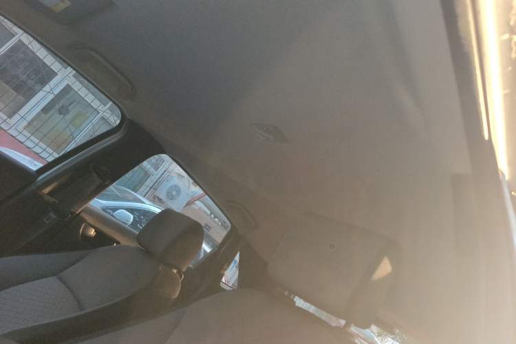 Used Honda Fit 2023 1.5L CVT Trend Edition Headliner